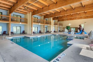 Indoor pool, pool loungers