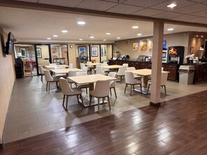 Free daily buffet breakfast 