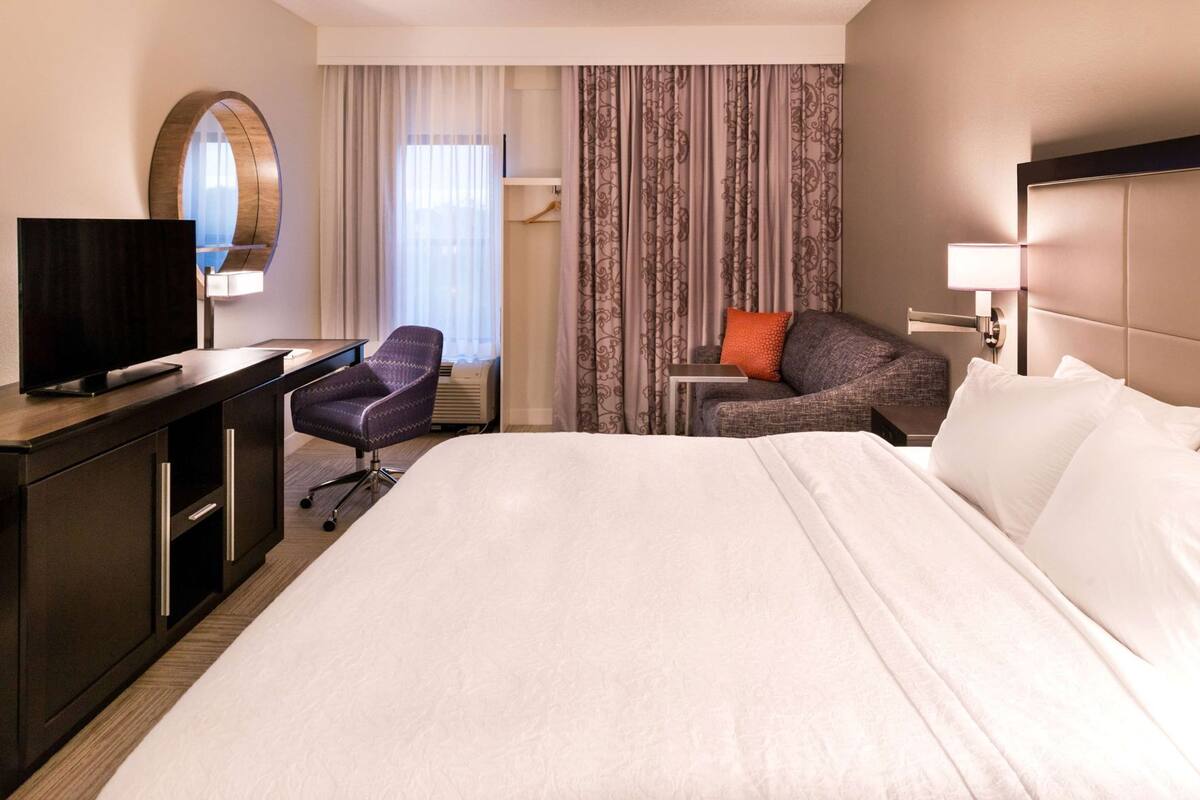 Desk, blackout drapes, iron/ironing board, free WiFi