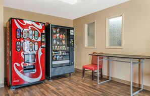 Property amenity - Extended Stay America Select Suites Detroit Ann Arbor Univ S (Ann Arbor)