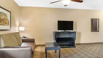 Desk, laptop workspace, iron/ironing board, free WiFi