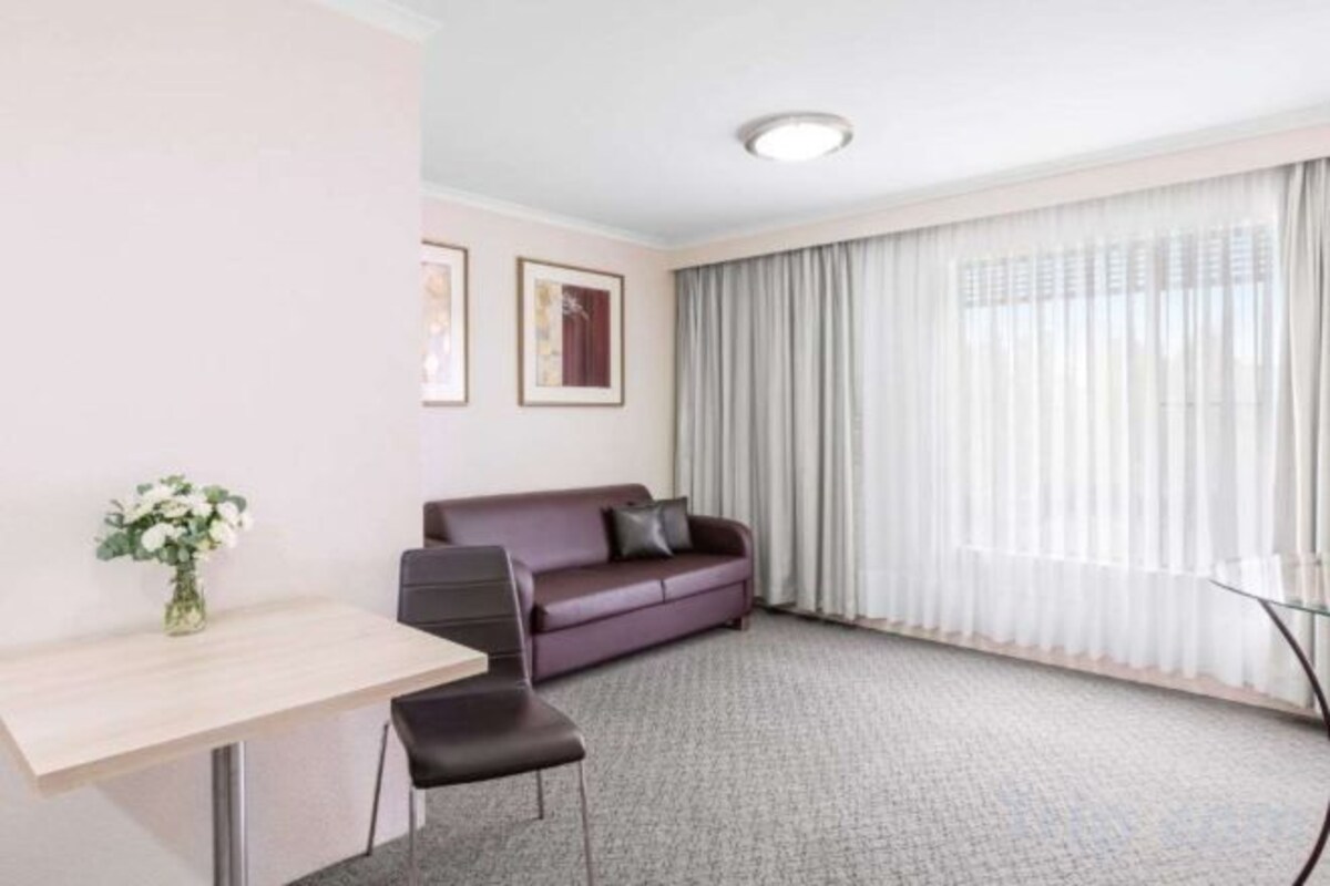 Living area | 42-inch plasma TV with satellite channels, TV