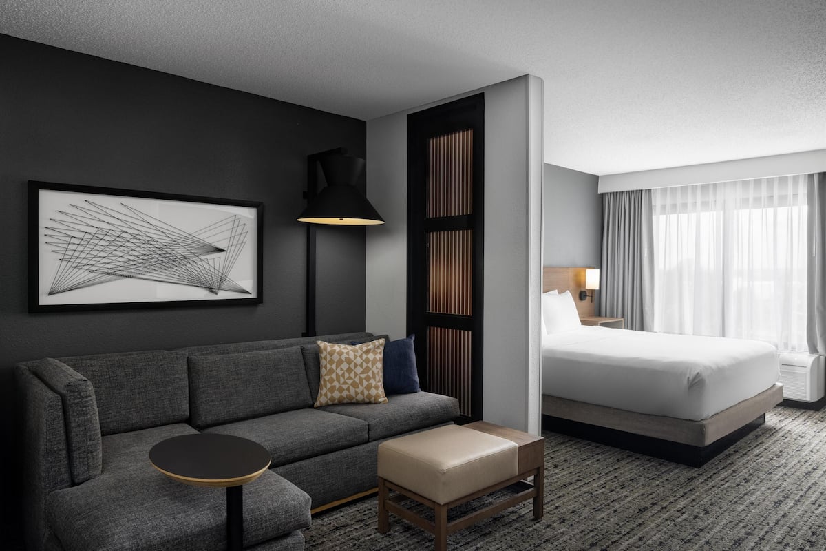 Room, 1 King Bed with Sofa bed, Mountain View | Premium bedding, down comforters, pillowtop beds, desk