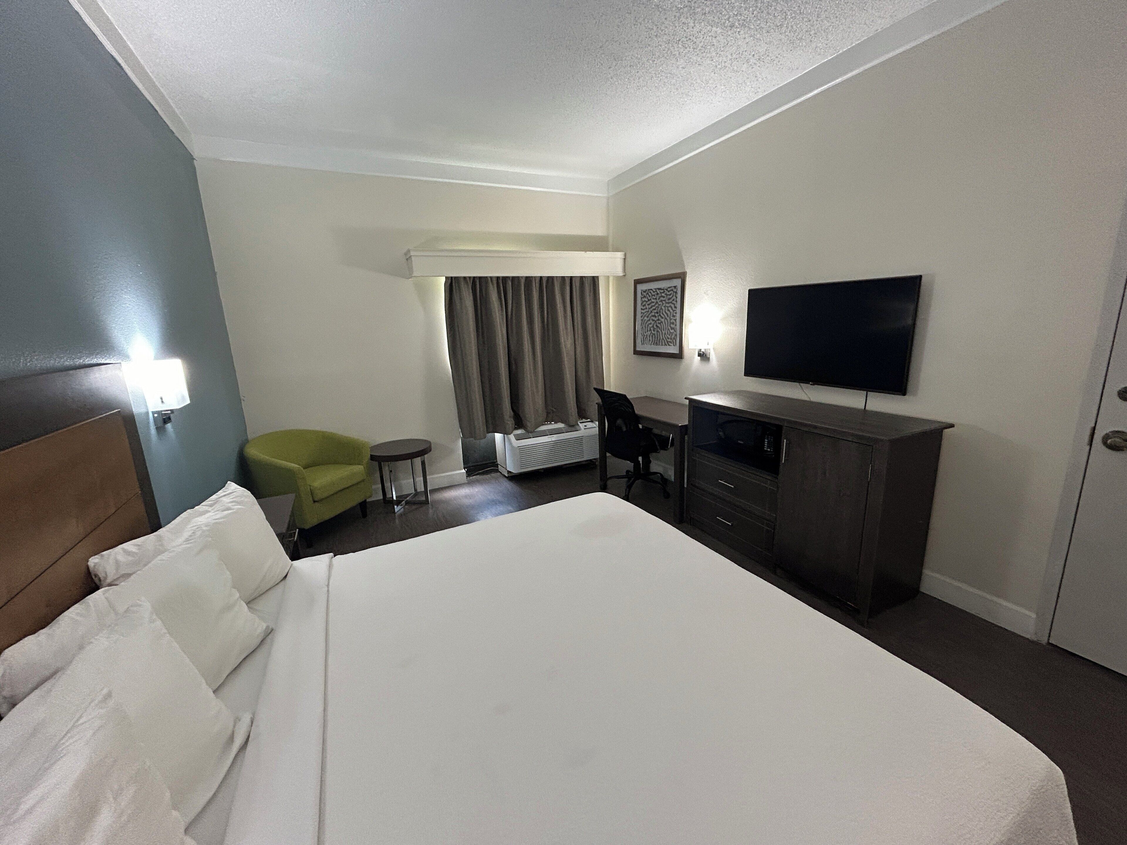 desk, laptop workspace, iron/ironing board, free wifi