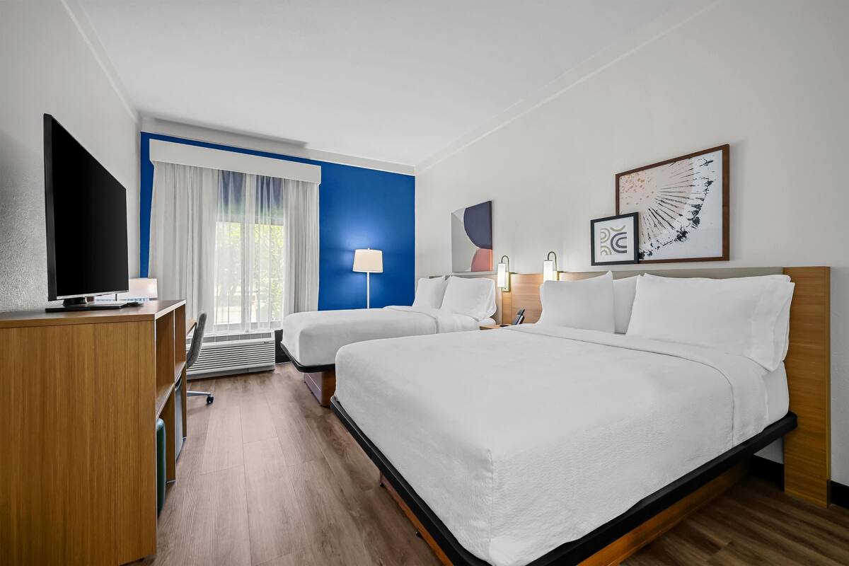Room, 2 Queen Beds | Desk, laptop workspace, iron/ironing board, WiFi (free)