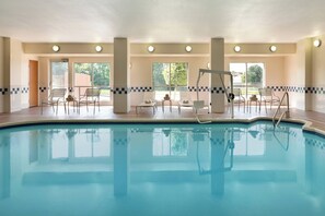 Indoor pool - Fairfield Inn & Suites by Marriott Dallas Mesquite (Mesquite)