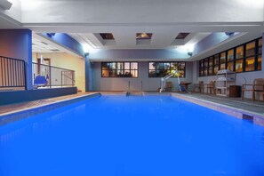 Indoor pool, pool loungers