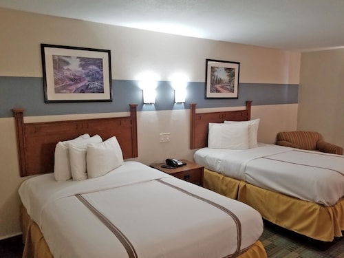 Americas Best Value Inn Marshall