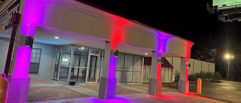 Fachada de la propiedad