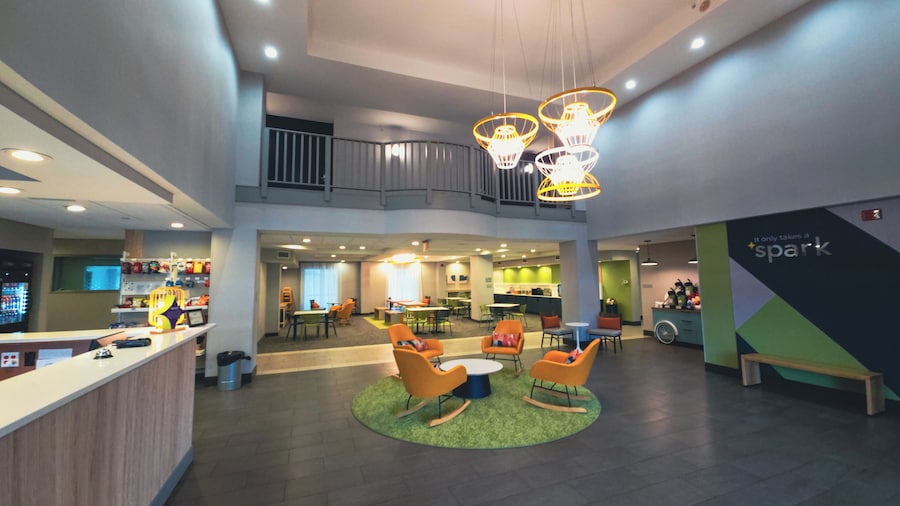 Spark by Hilton Mechanicsburg