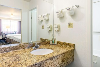 Standard Room, 2 Double Beds, Non Smoking, Pool Side | Premium bedding, desk, blackout drapes, iron/ironing board at Quality Inn and Conference Center Tampa-Brandon