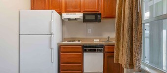 Extended Stay America Suites Kansas City Lenexa 87th St