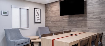 Candlewood Suites Rockford by IHG