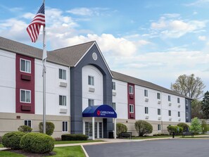 Exterior - Candlewood Suites Rockford by IHG (Rockford)