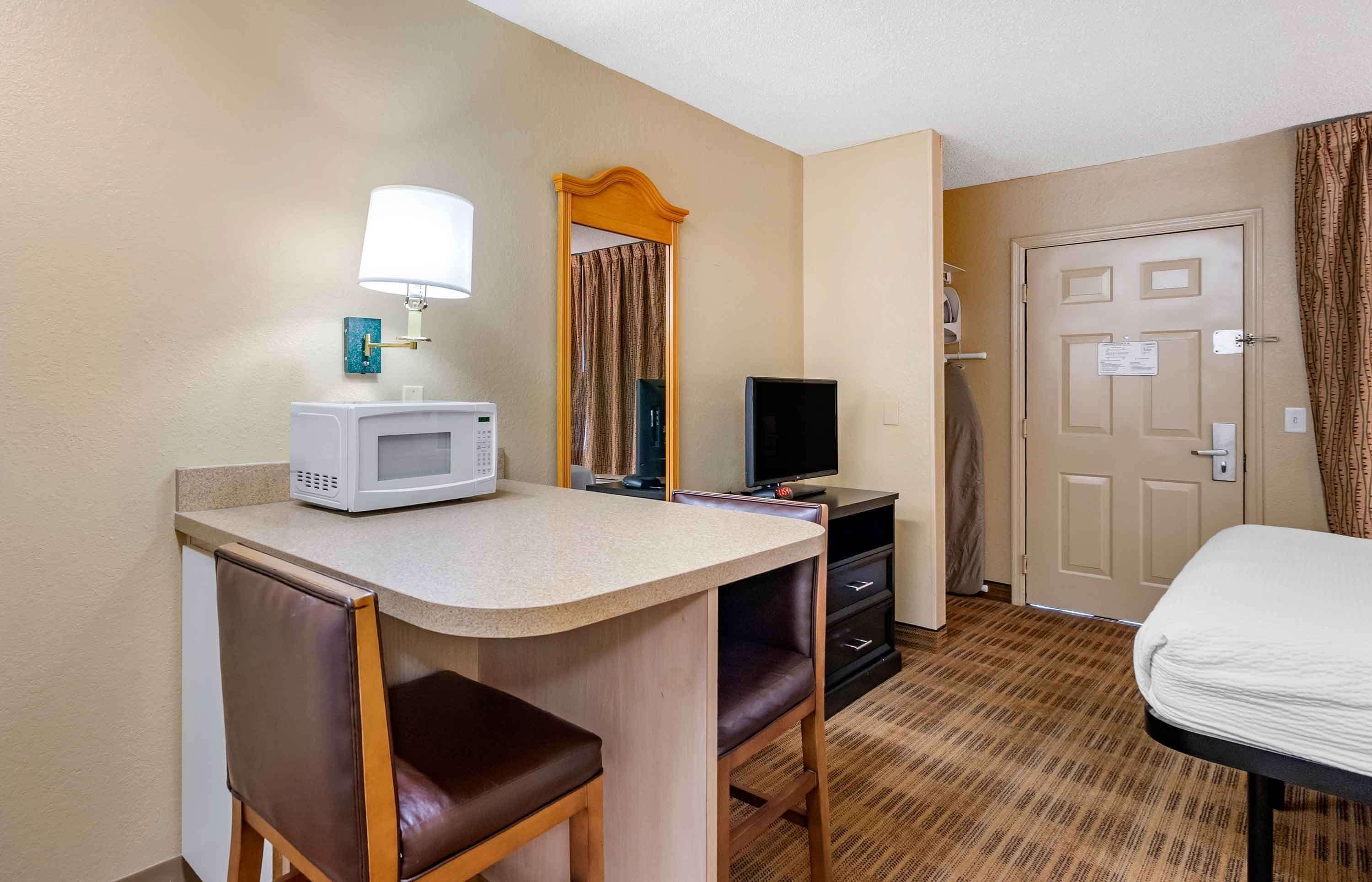 Photo - Extended Stay America Select Suites - Tampa - North Airport