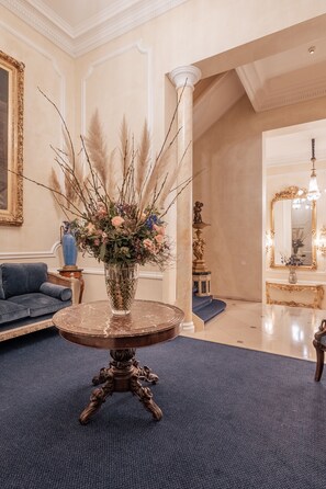 Lobby sitting area