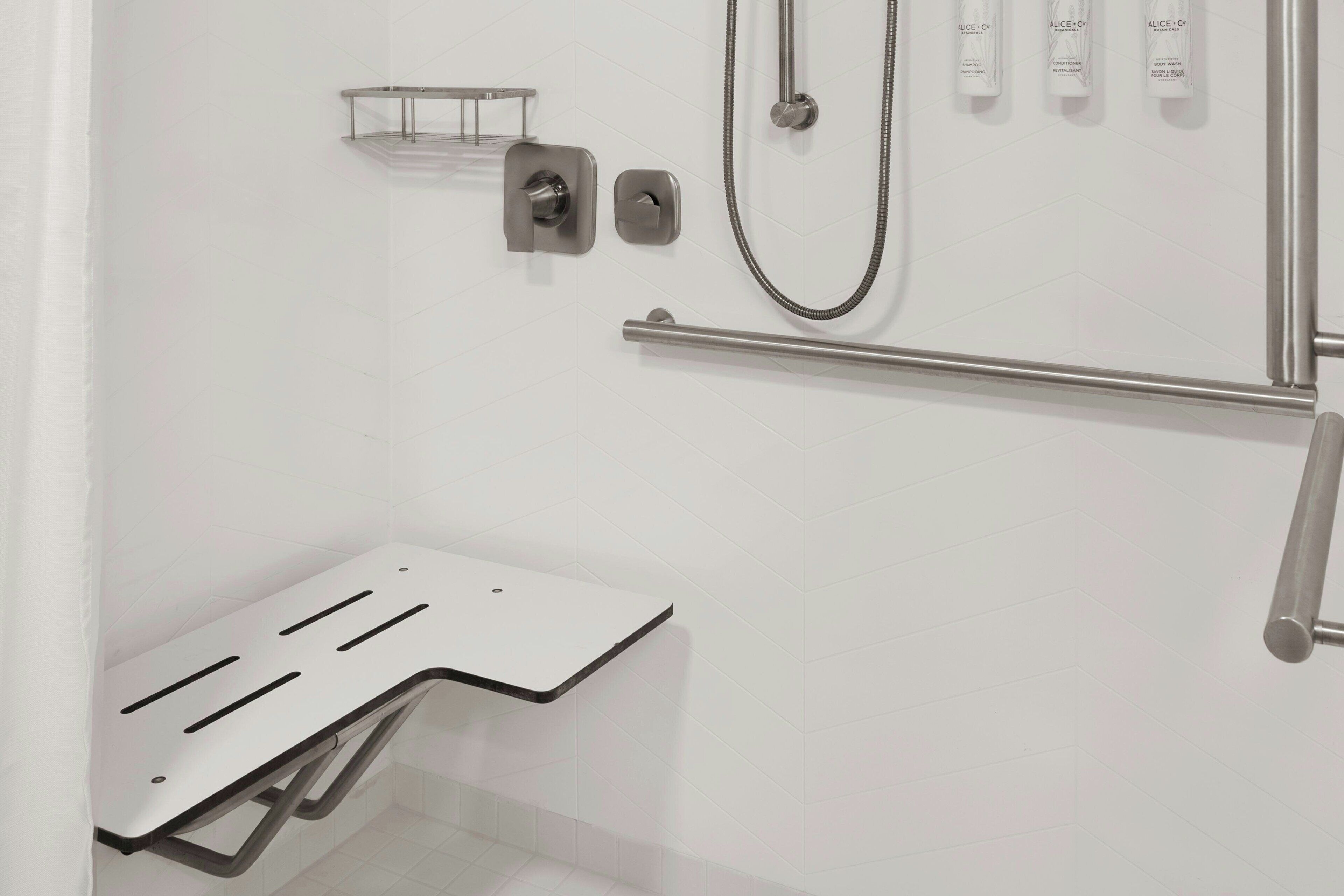 combined shower/bathtub, free toiletries, hair dryer, towels