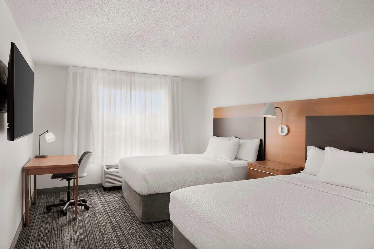 In-room safe, desk, iron/ironing board, free cribs/infant beds