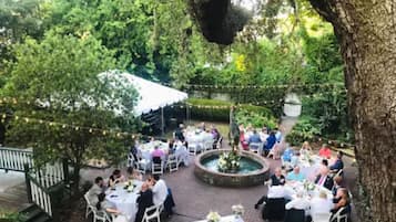 Área de bodas al aire libre