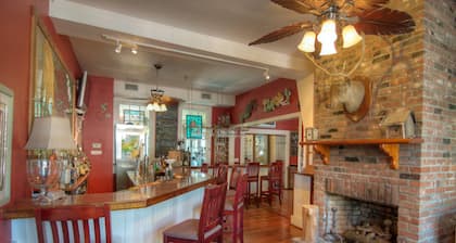 Florida House Inn