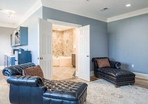 Quail Suite | Premium bedding, pillow-top beds, individually decorated