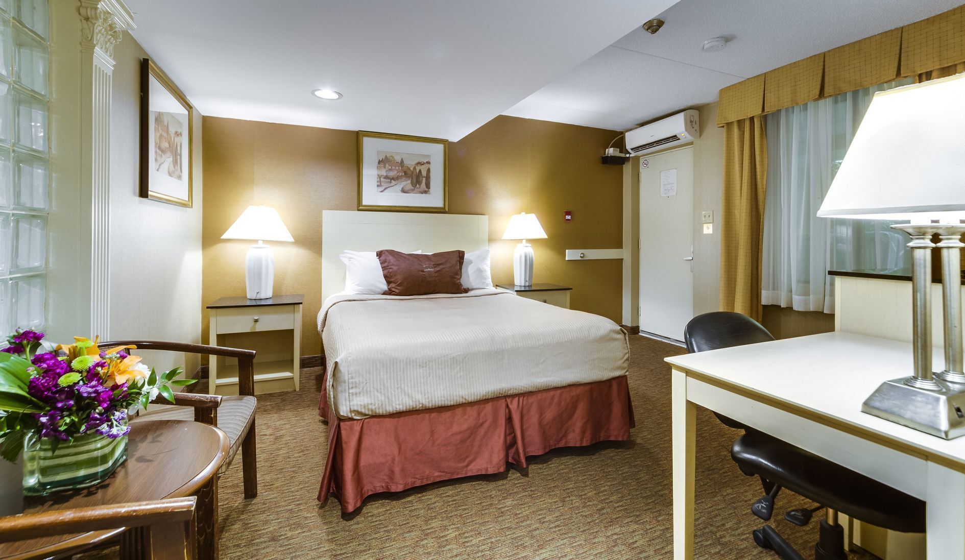 Down comforters, desk, iron/ironing board, free WiFi