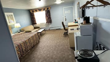 1 bedroom, desk, iron/ironing board, free WiFi