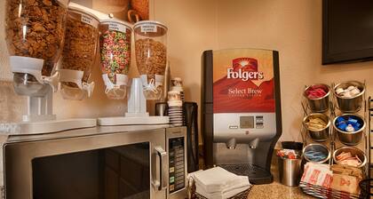 Super 8 by Wyndham McGehee