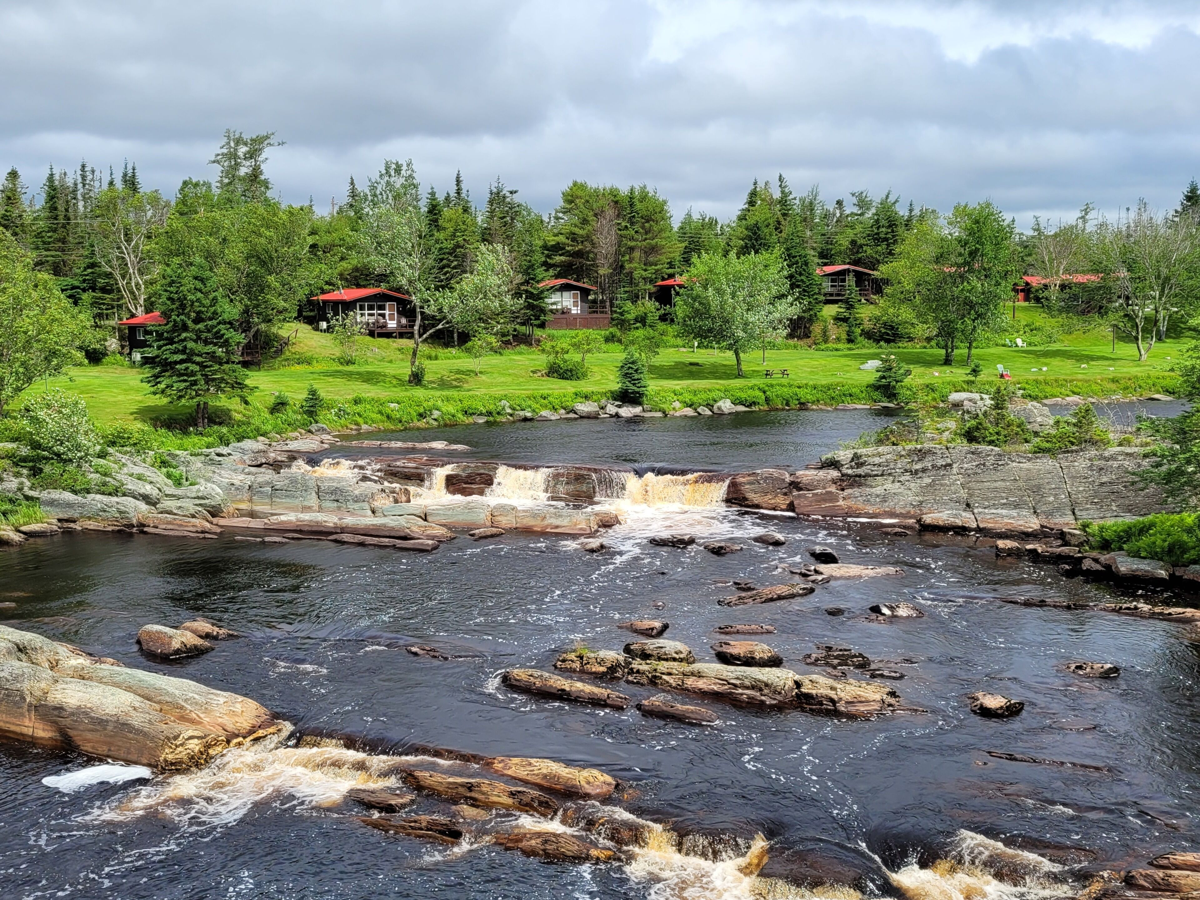 Classic Chalet, 1 King Bed, Fireplace, River View | Down duvets, in-room safe, blackout curtains, iron/ironing board