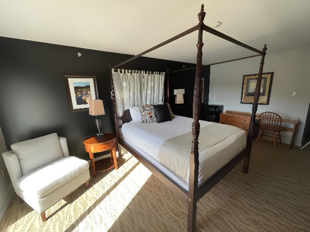 Classic Room, 1 Queen Bed, Fireplace, River View | Down duvets, in-room safe, blackout curtains, iron/ironing board