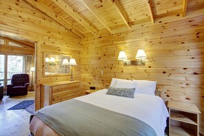 Chalet, 1 Queen Bed with Sofa bed