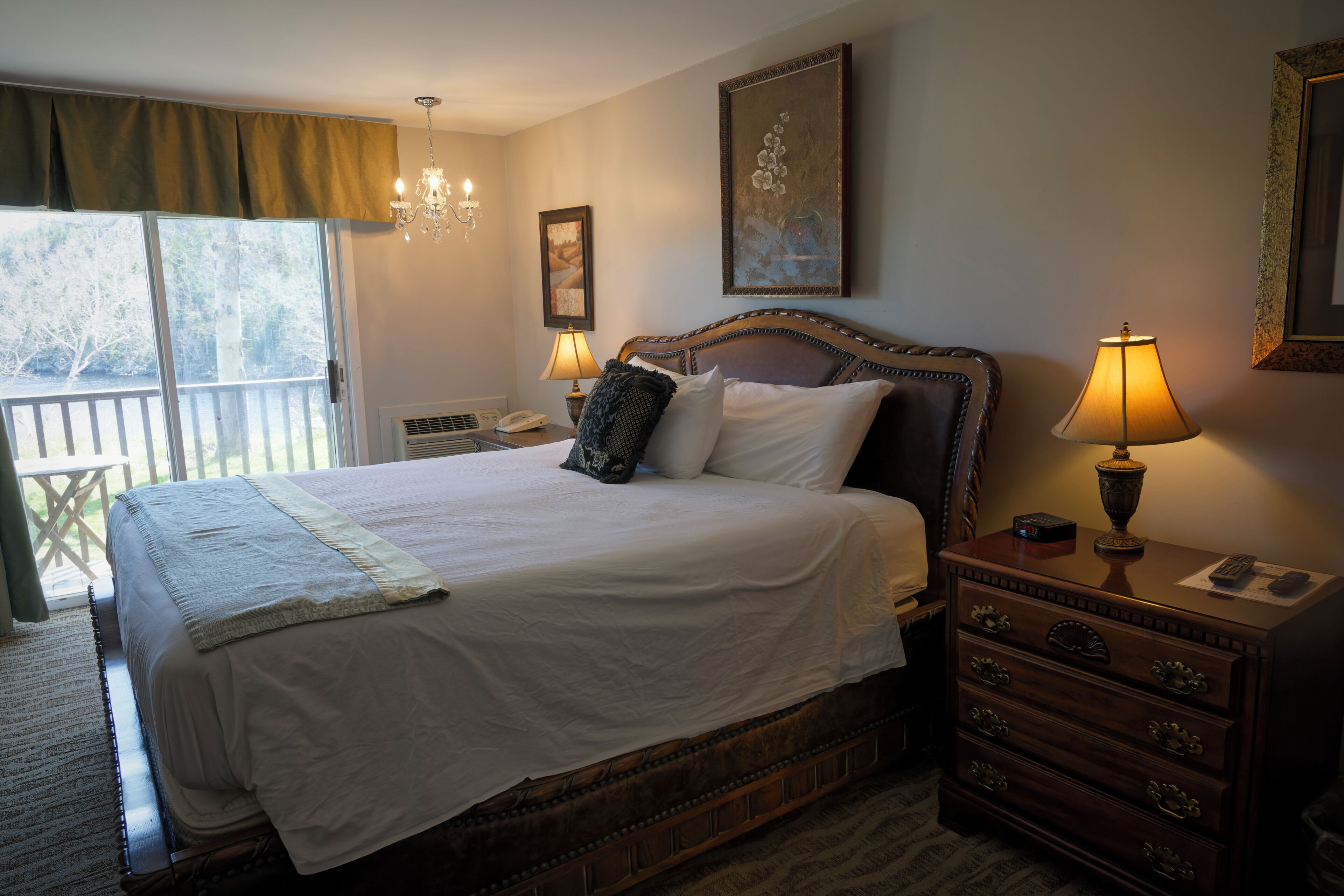 Down comforters, in-room safe, blackout drapes, iron/ironing board