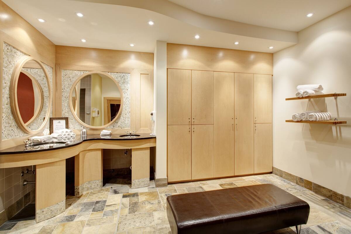 outdoor treatment area, steam room, body treatments, hot stone massages