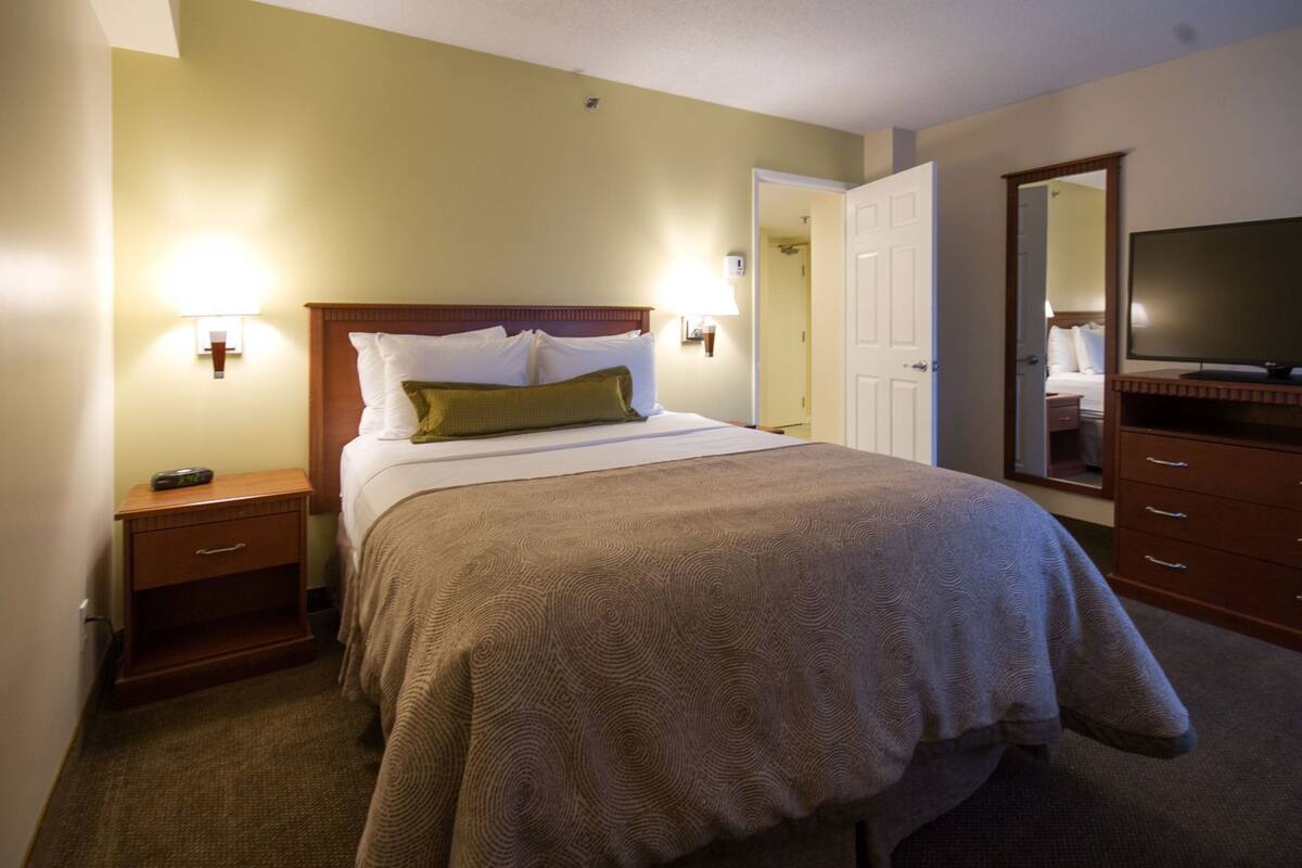 Desk, laptop workspace, blackout curtains, soundproofing