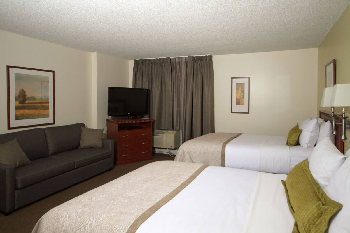 Desk, laptop workspace, blackout curtains, soundproofing