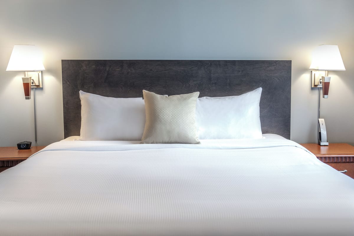 1 bedroom, desk, laptop workspace, blackout curtains