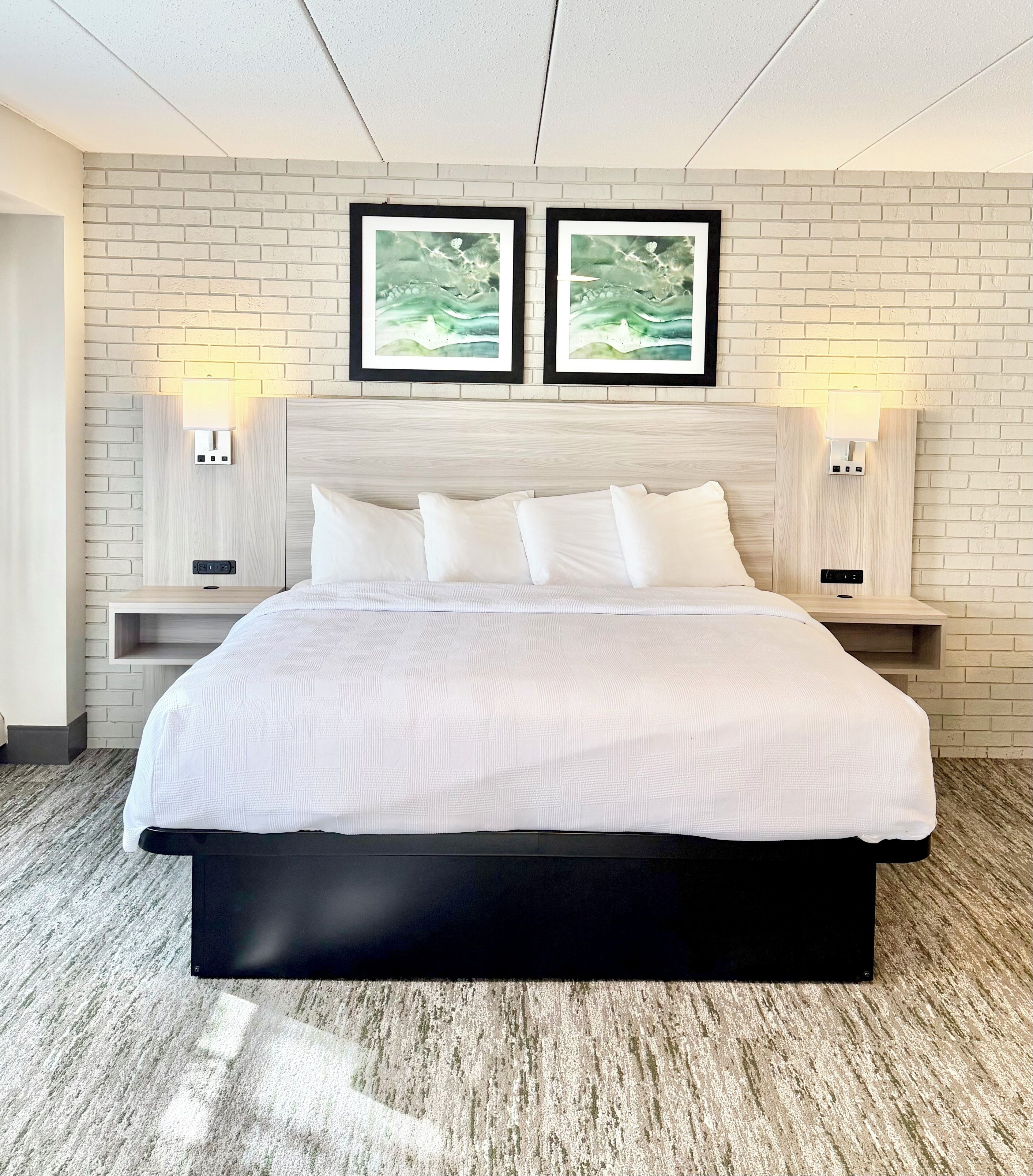Pillowtop beds, desk, laptop workspace, blackout drapes