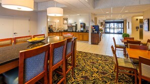 Restaurant - Best Western Plus Swansboro Emerald Isle (Cedar Point)