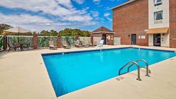 Seasonal outdoor pool