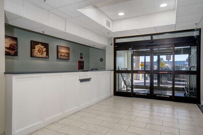 Best Western Plus Silver Creek Inn