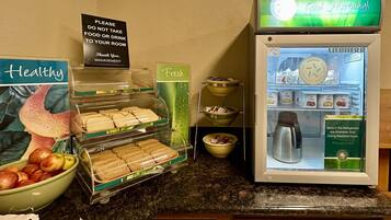 Free daily continental breakfast