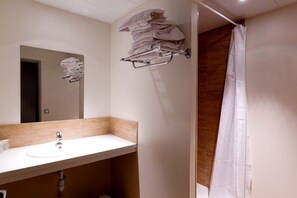 Bathroom - Hotel St-Etienne (Lourdes)