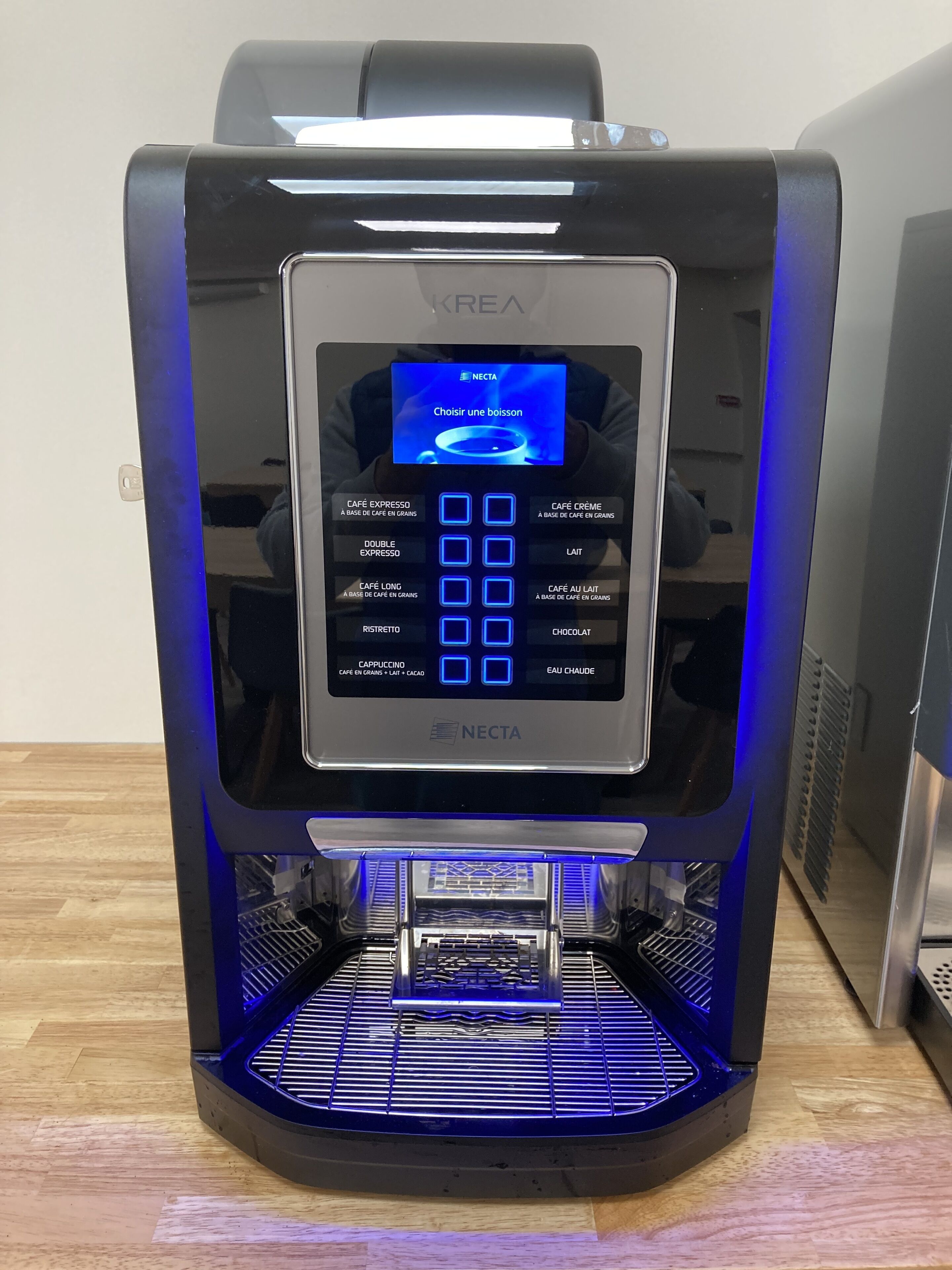 breakfast, lunch and dinner served