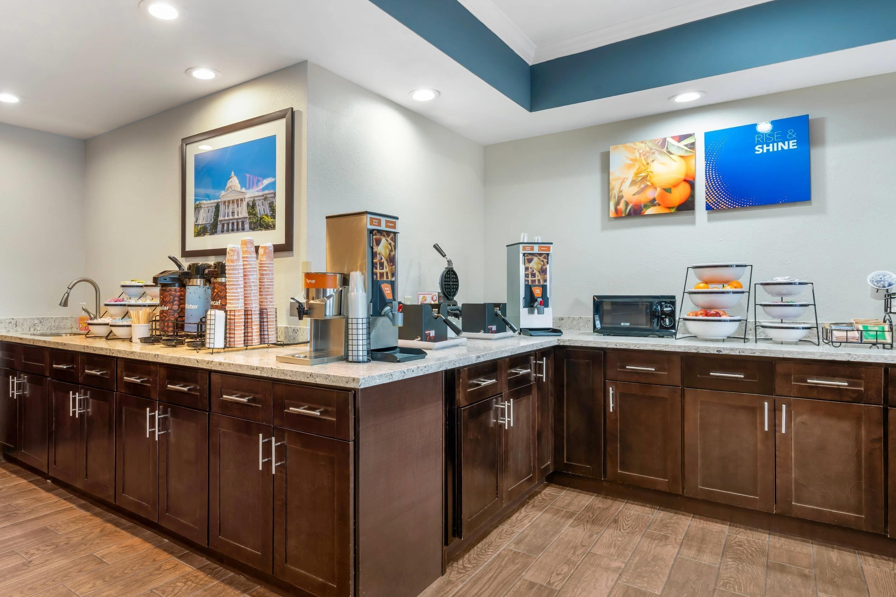 free daily on-the-go breakfast