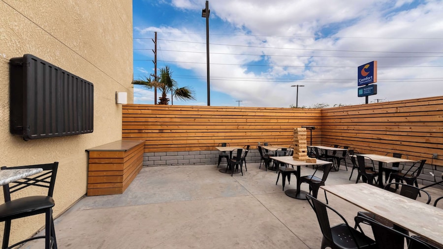 Comfort Inn & Suites El Centro I - 8