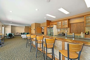 Bar (in der Unterkunft)