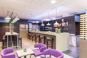 Bar (in der Unterkunft)
