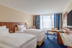 Quarto standard | Roupas de cama premium, frigobar, cofres nos quartos, escrivaninha