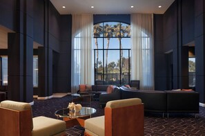 Lobby - Courtyard by Marriott Newark Silicon Valley (Newark)