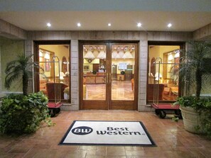 Front of property - evening/night